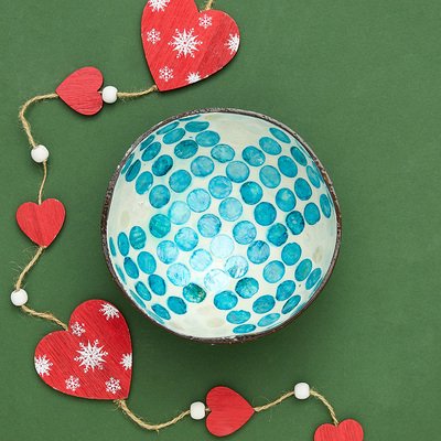 Ciotola di cocco laccata pois madreperla