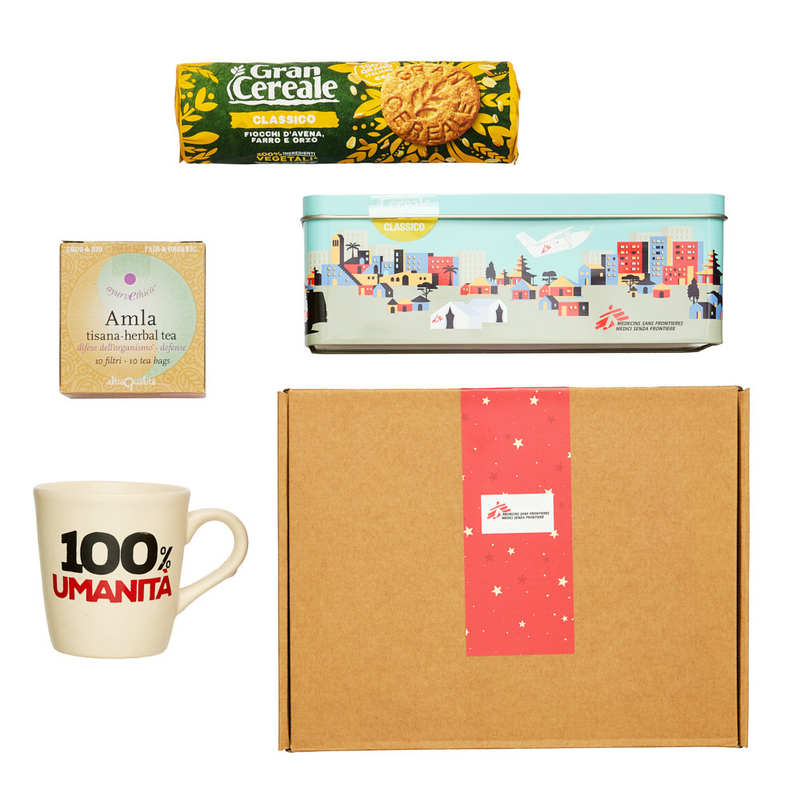 Kit solidale con tazza, tisana e scatola Biscotti Senza Frontiere classici
