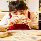 Pane senza frontiere: la guida digitale con le 15 ricette di pane dal mondo di Cooker Girl